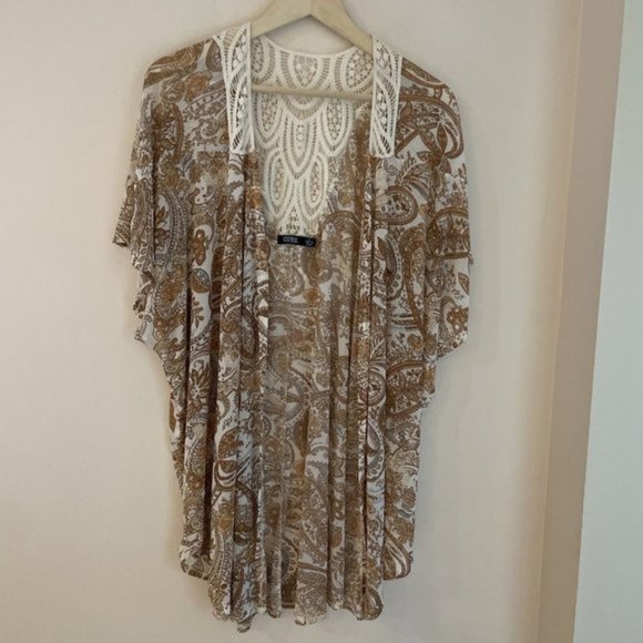 CURE. Woman's L Paisley Print Sheer Kimono Shrug with Crochet Detail Beige - Picture 1 of 8